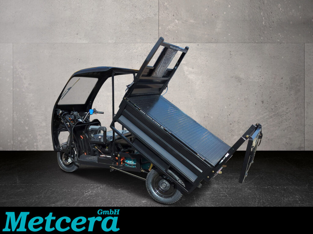 CARGO RUNNER Heavy Duty mit Dach in schwarz - Pritsche gekippt