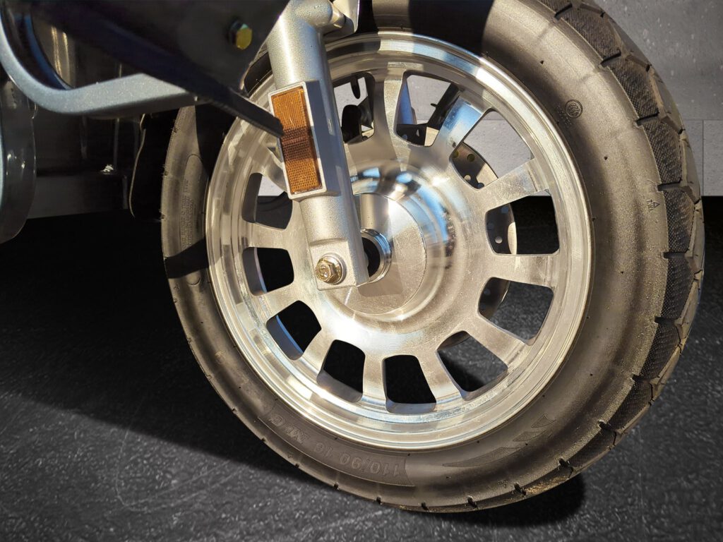 CARGO RUNNER Big - Detailansicht Vorderrad